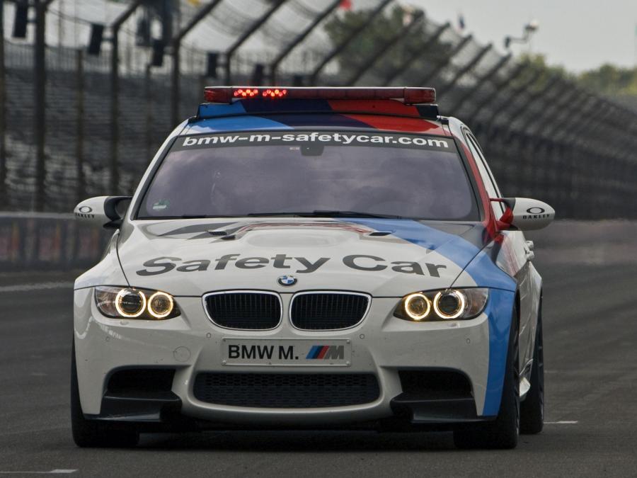  BMW M3 Sedan MotoGP Safety Car 2009 года  (фото 2 из 2)